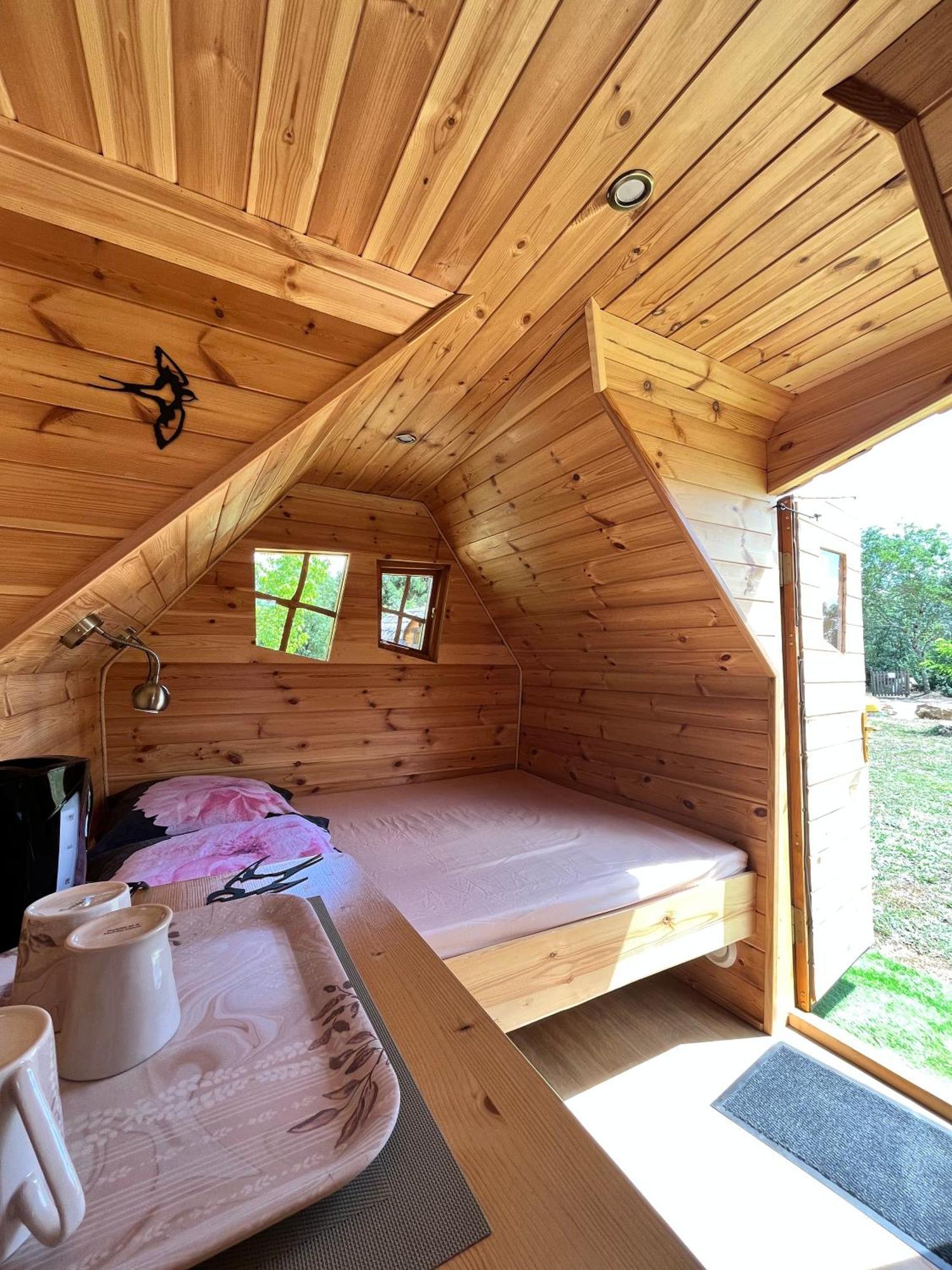 Auberge De L'Hirondelle Saint-Cirq  Экстерьер фото